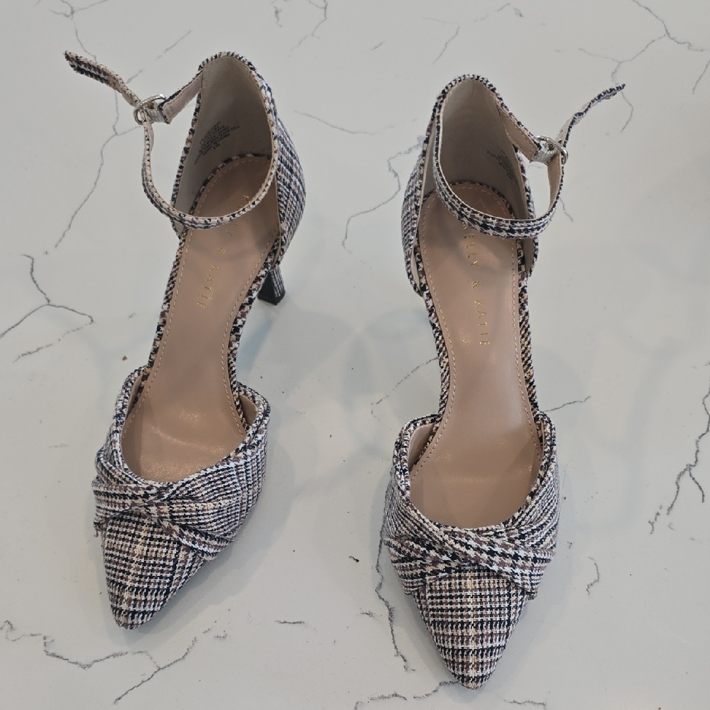 Brand New Plaid Tweed Pumps. In Pristine Condition. Katie & Kelly.